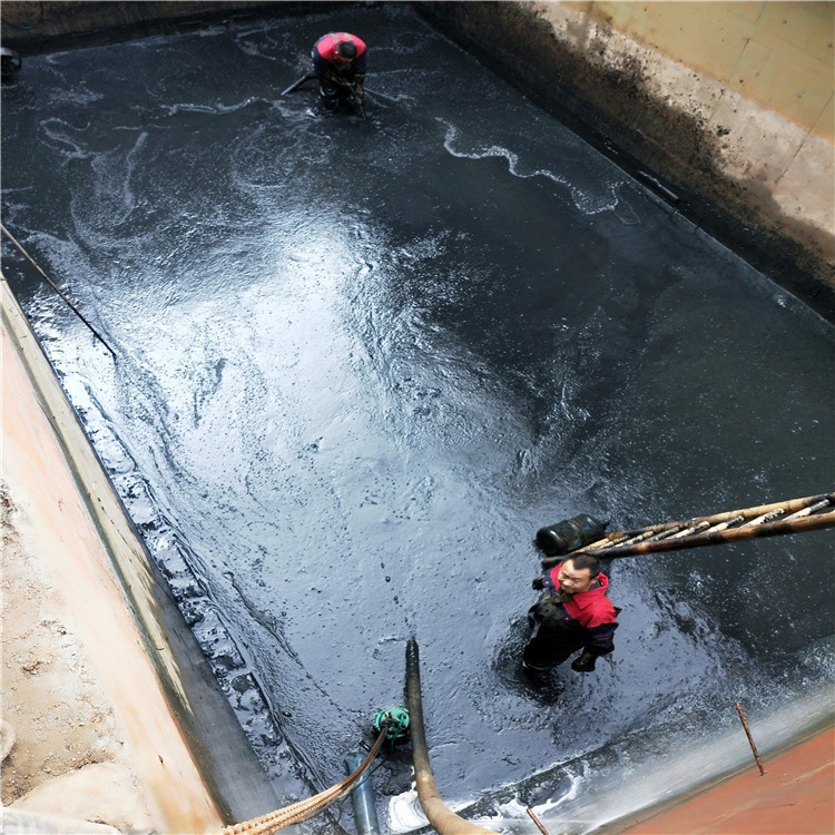 青白江废水池清理